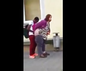 Busty فاحشه طول می کشد خاموش صورتی حوله پس از حمام و استمناء لینک کانال فیلم های سکسی در تلگرام گربه