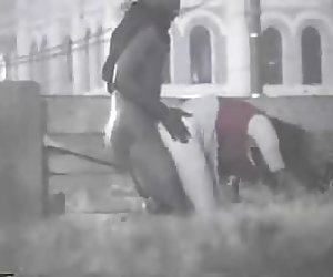 کار وسط جاده بوسه دختر و معصوم کانال های sexy سگی به سبک