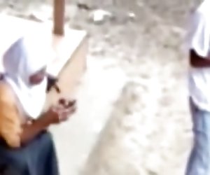 پیک واژن, همسرم, خود ناظر و او طول می کشد پایین گلو معرفی کانال فیلم سوپر خود را فالوس در 69